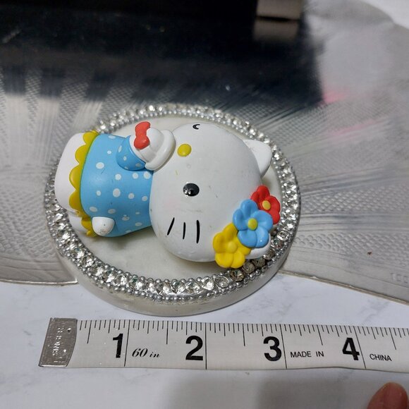 POP MART Super Cute Rare Hello Kitty Toy Figurine - Picture 6 of 10